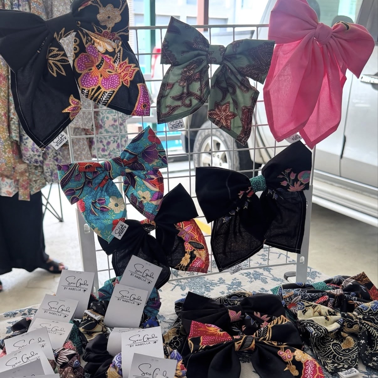 Seri Gadis batik accessories